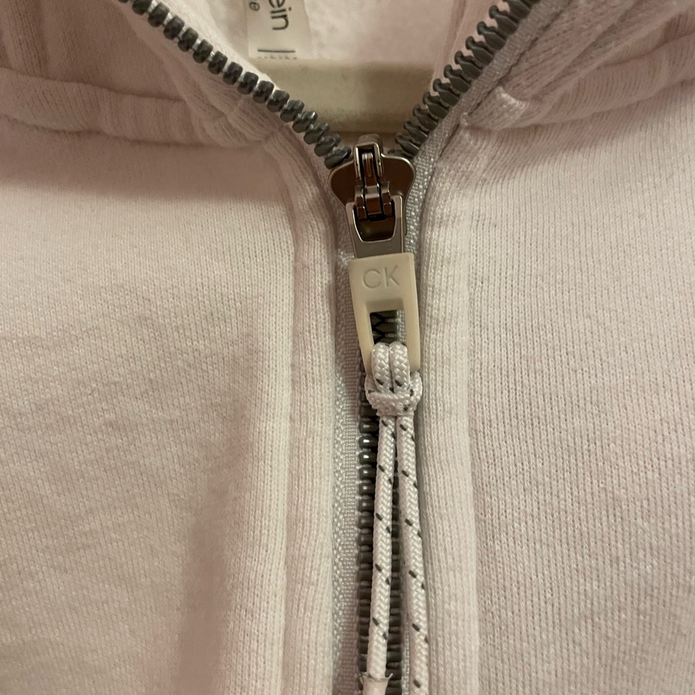 Calvin Klein Cream Performance Jacket - Picture 6 of 10